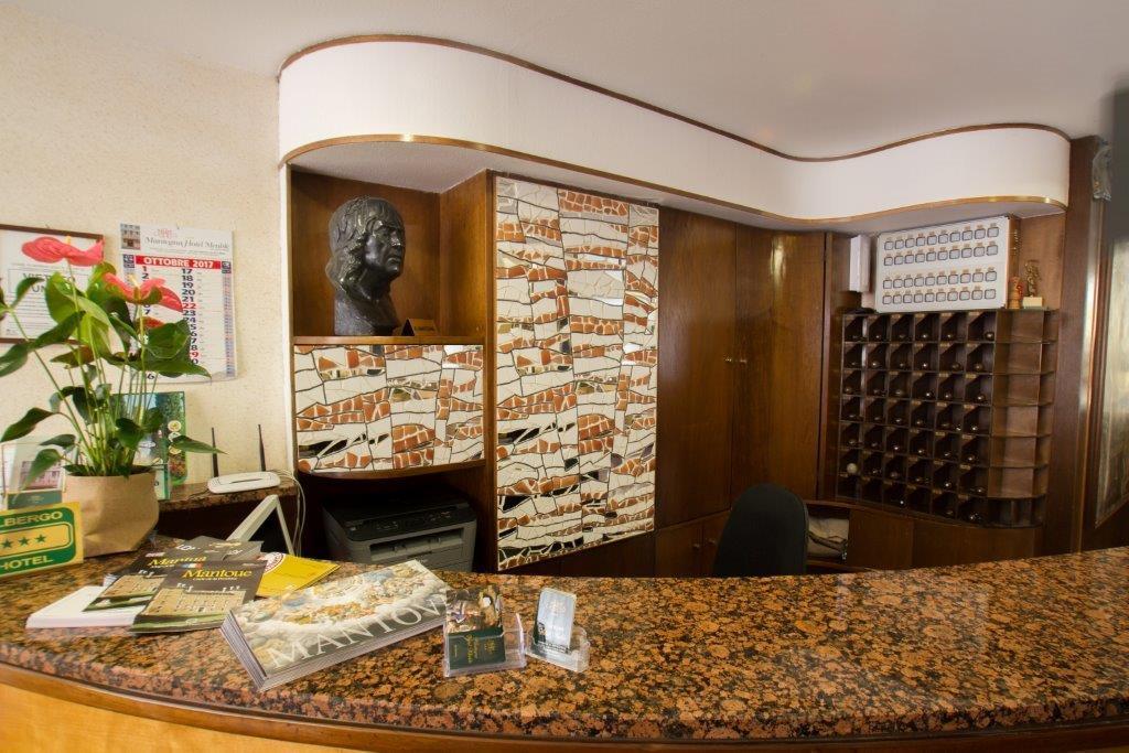 Hotel Mantegna Mantova Luaran gambar