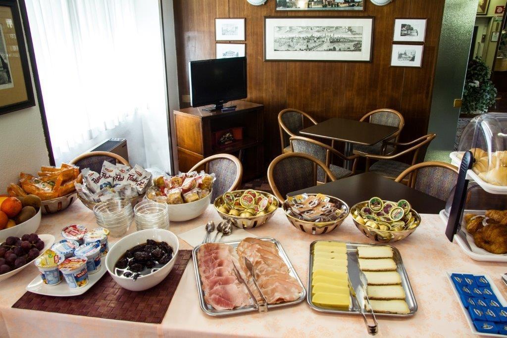 Hotel Mantegna Mantova Luaran gambar
