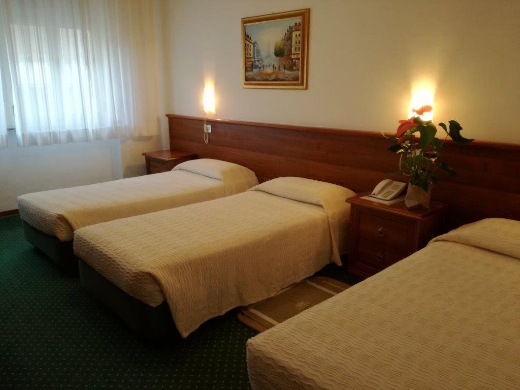 Hotel Mantegna Mantova Luaran gambar