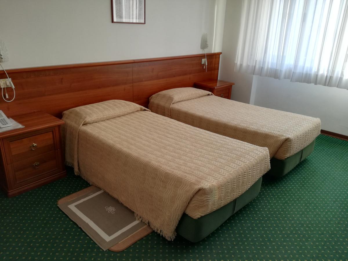 Hotel Mantegna Mantova Luaran gambar