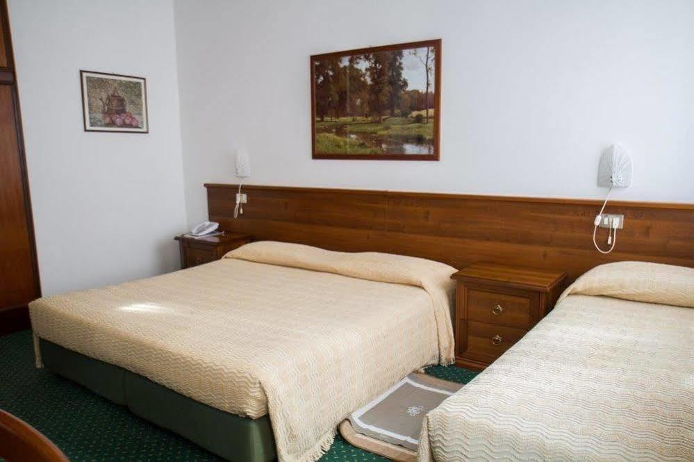Hotel Mantegna Mantova Luaran gambar